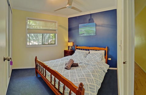 KiteSurf 1770 Beach House - Australian Directory 1