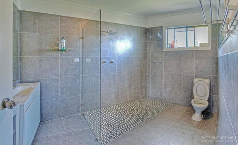 KiteSurf 1770 Beach House - Australian Directory 3
