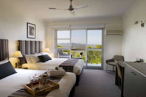 Mercure Clear Mountain Lodge - Australian Directory 6