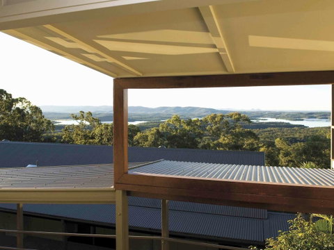 Mercure Clear Mountain Lodge - Australian Directory 30