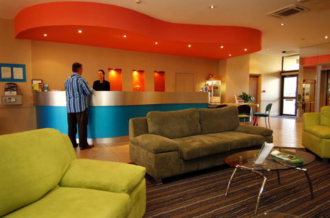 Aquarius On The Beach - Australian Directory 13