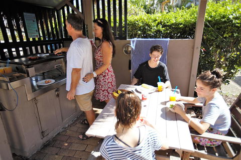 The Islander Noosa Resort - Australian Directory 38