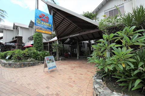 The Islander Noosa Resort - Australian Directory 33