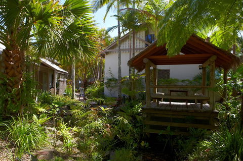 The Islander Noosa Resort - Australian Directory 12