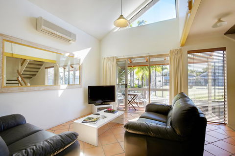 The Islander Noosa Resort - Australian Directory 25