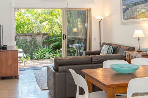 The Islander Noosa Resort - Australian Directory 1