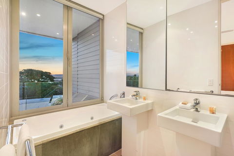 The Rise Noosa - Australian Directory 13