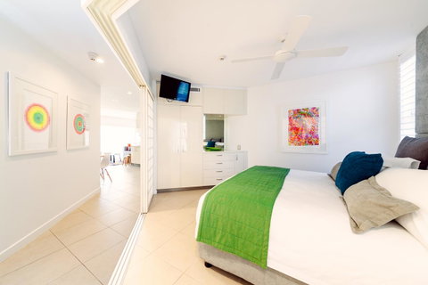 Netanya Noosa Beachfront Resort - Australian Directory 26