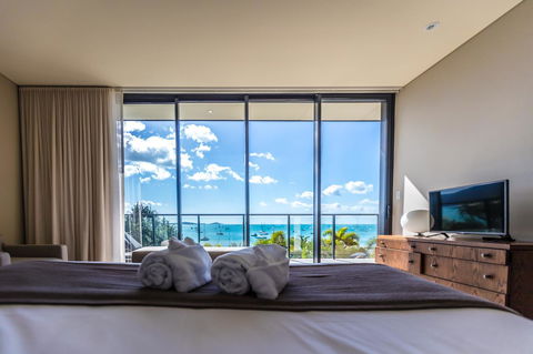 Mirage Whitsundays - Australian Directory 27