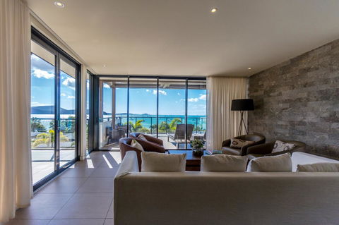Mirage Whitsundays - Australian Directory 22