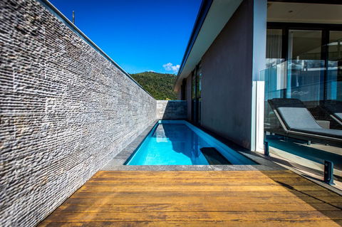 Mirage Whitsundays - Australian Directory 34
