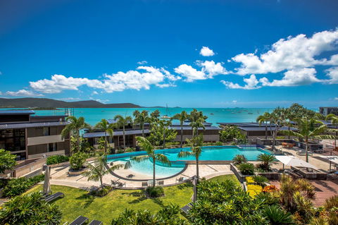 Mirage Whitsundays - Australian Directory 9