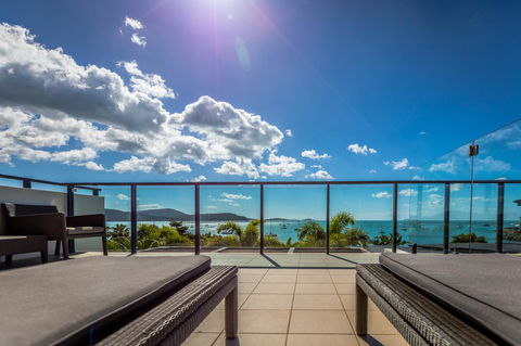 Mirage Whitsundays - Australian Directory 21