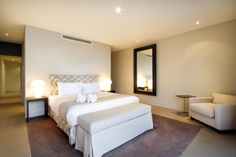 Mirage Whitsundays - Australian Directory 35