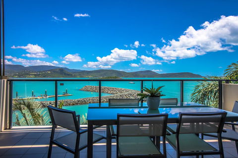 Mirage Whitsundays - Australian Directory 0