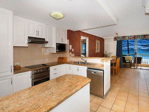 Coolum Caprice - Australian Directory 25