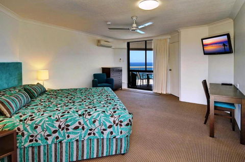 Coolum Caprice - Australian Directory 21