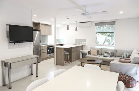 The Hastings Beach Houses - Australian Directory 21