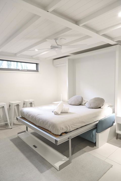 The Hastings Beach Houses - Australian Directory 18