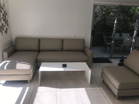 The Hastings Beach Houses - Australian Directory 6