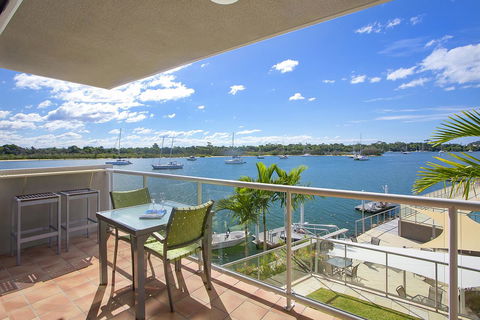 Noosa Shores Resort - Australian Directory 10