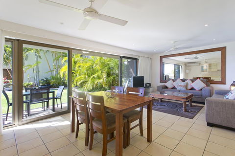 Noosa Shores Resort - Australian Directory 41