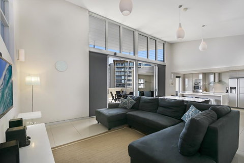 Redvue Holiday Apartments - Australian Directory 27