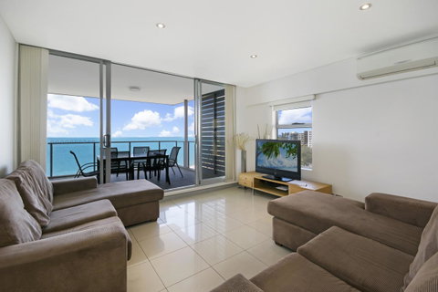 Redvue Holiday Apartments - Australian Directory 0