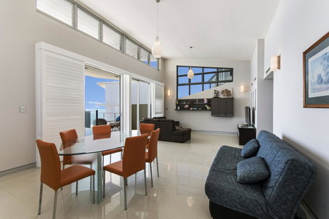 Redvue Holiday Apartments - Australian Directory 20