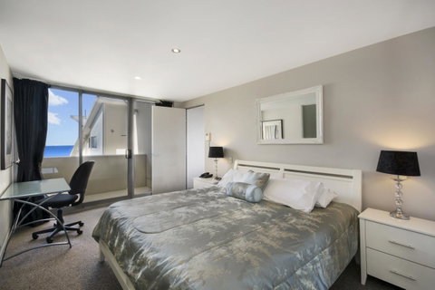 Redvue Holiday Apartments - Australian Directory 30