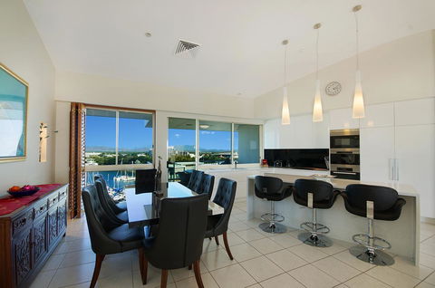 Mariners North Holiday Apartments - Australian Directory 30
