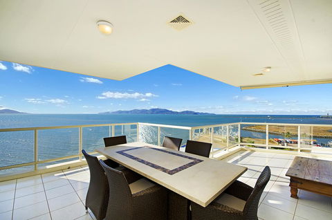 Mariners North Holiday Apartments - Australian Directory 3