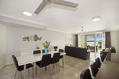 Mariners North Holiday Apartments - Australian Directory 27