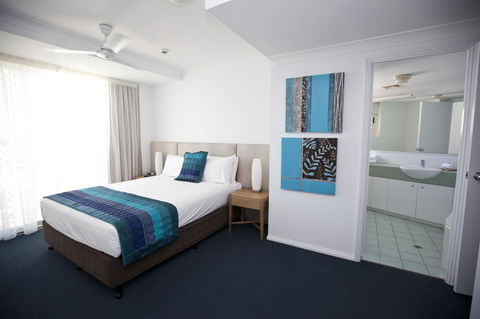 Mariners North Holiday Apartments - Australian Directory 23