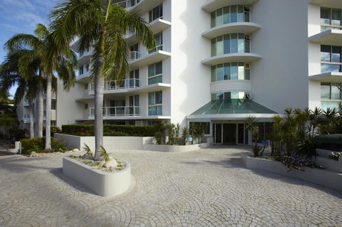 Mariners North Holiday Apartments - Australian Directory 14