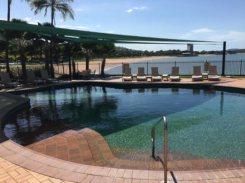 Mariners North Holiday Apartments - Australian Directory 6