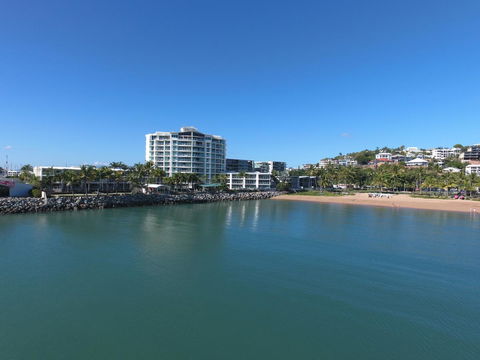Mariners North Holiday Apartments - Australian Directory 8