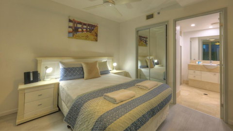 Cilento Mooloolaba - Australian Directory 25