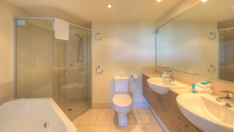 Cilento Mooloolaba - Australian Directory 9