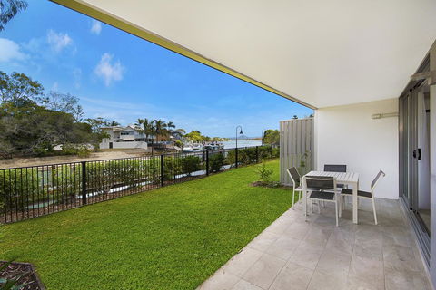 Jacaranda Noosa - Australian Directory 26
