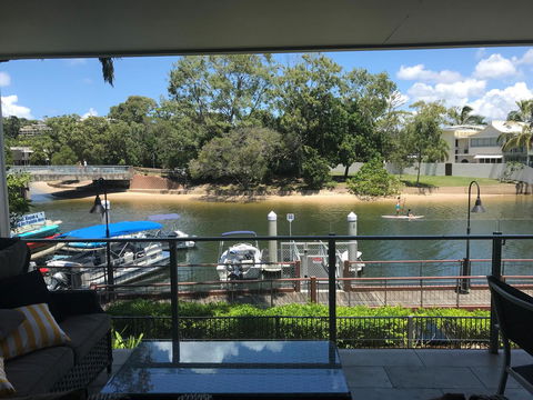 Jacaranda Noosa - Australian Directory 3