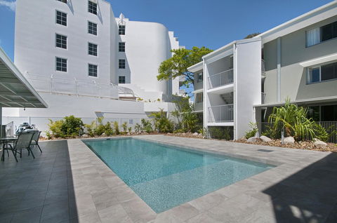 Jacaranda Noosa - Australian Directory 33