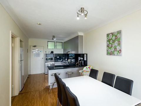 Beach Lodges - Australian Directory 28