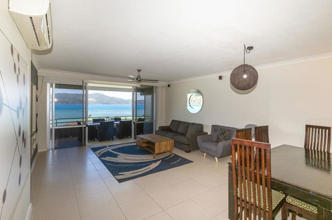 Beach Lodges - Australian Directory 2
