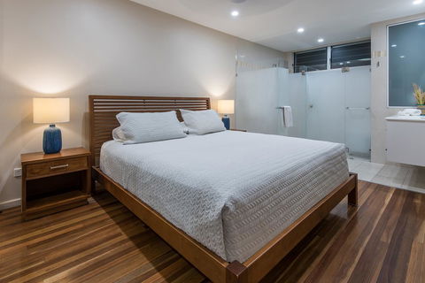 Beach Lodges - Australian Directory 44