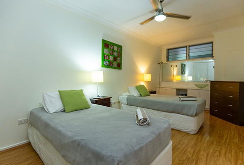 Beach Lodges - Australian Directory 27