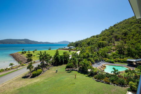 Beach Lodges - Australian Directory 18