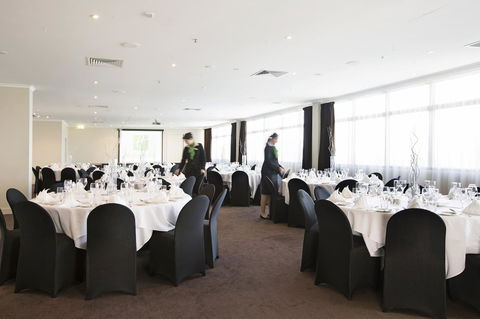 Hotel Grand Chancellor Townsville - Australian Directory 38