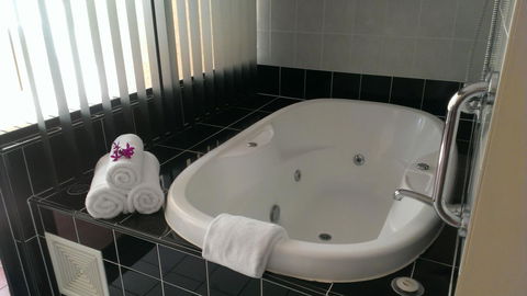 Regal Port Douglas - Australian Directory 25