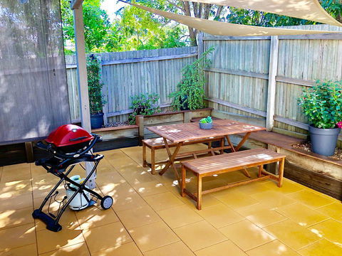 Sunrise Haven - Australian Directory 4